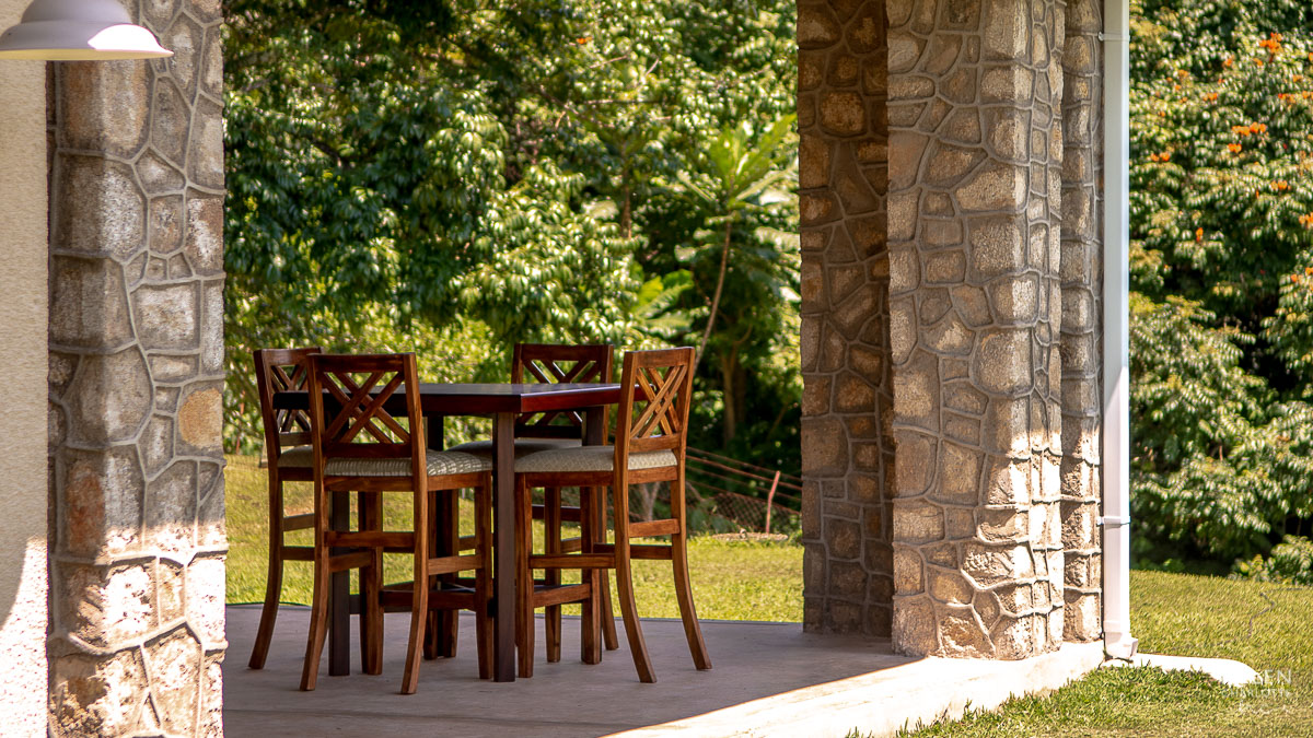 Helen Charlotte Photos | Aberfoyle Lodge Honde Valley Helen Charlotte Photos | Aberfoyle Lodge Honde Valley